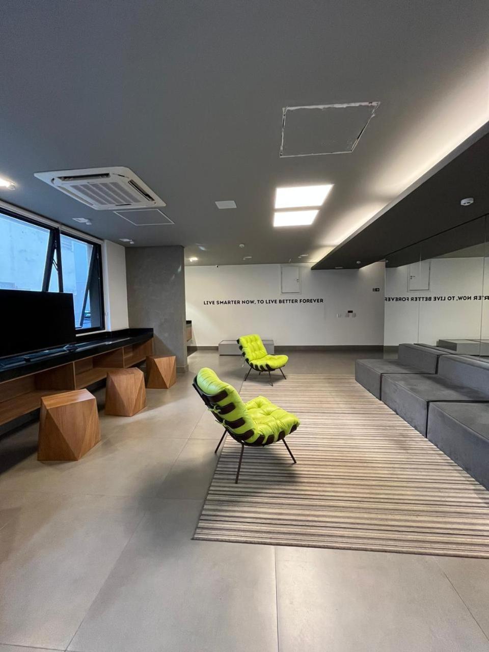 Flat Deluxe Com Varanda E Vista No Jardins - Vn Capote Luxuoso * São Paulo
